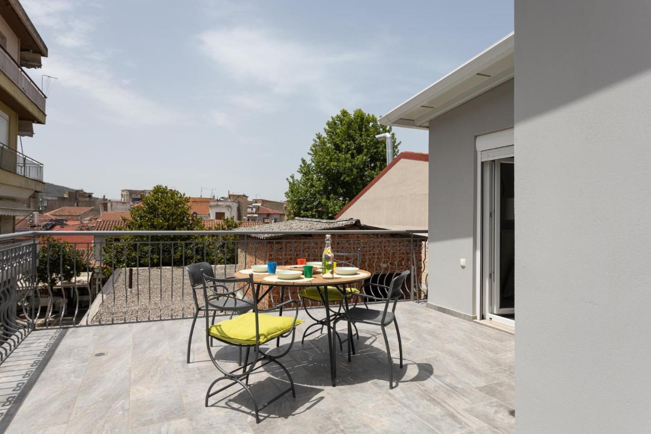 Modern City Center Loft Ioannina Exterior foto