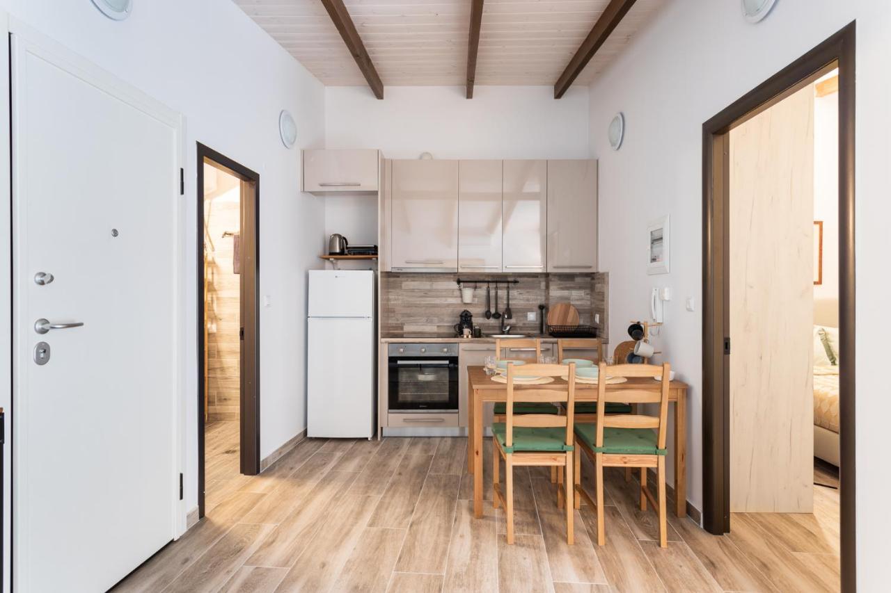 Modern City Center Loft Ioannina Exterior foto